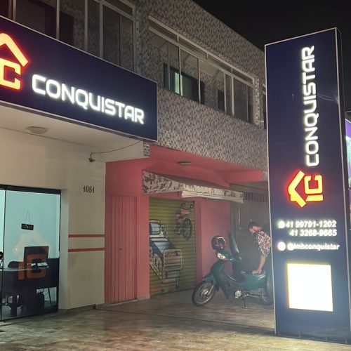 totem-com-iluminação-interna-megadigitall (2)